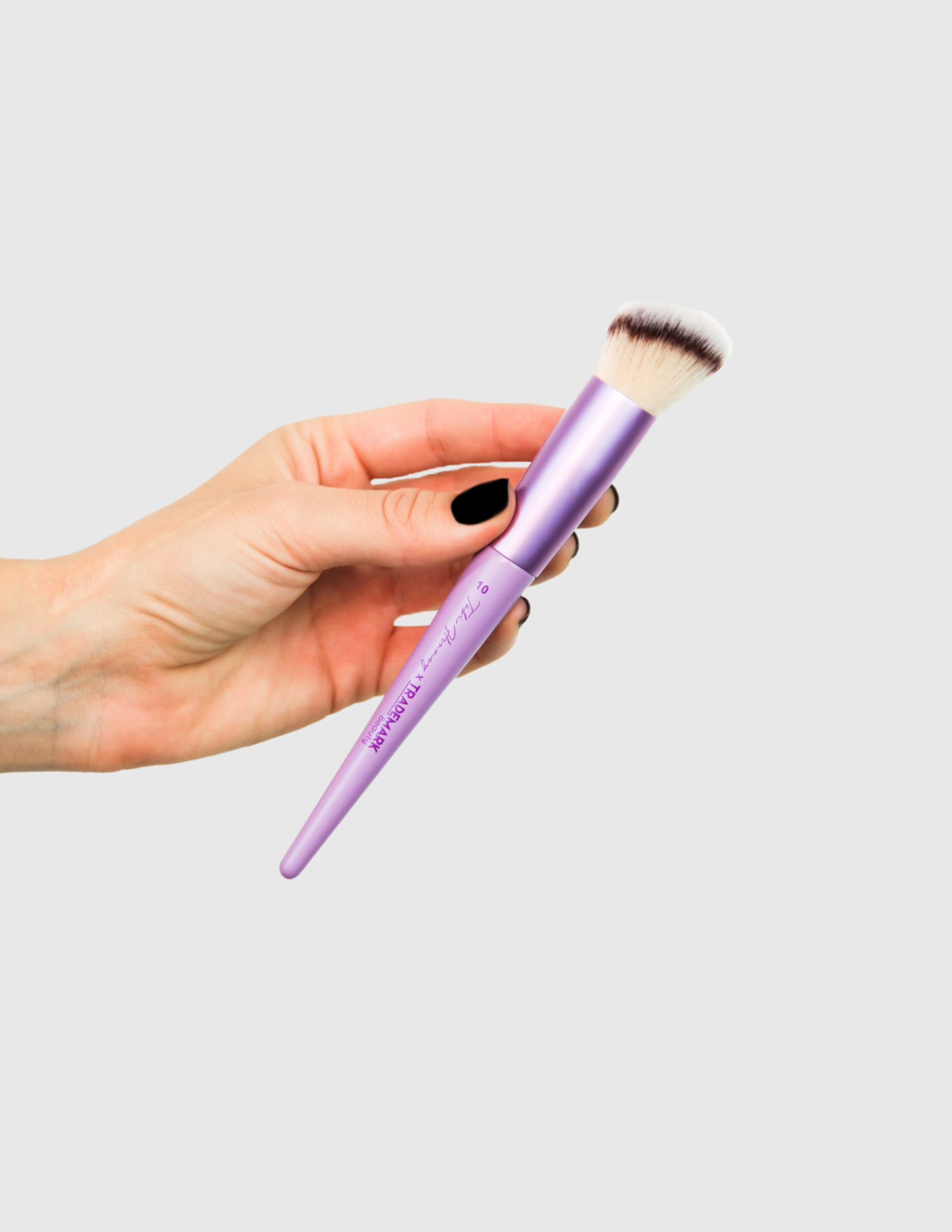 Contour Makeup Brush by Tobi Henney - #10 - Trademark Beauty
