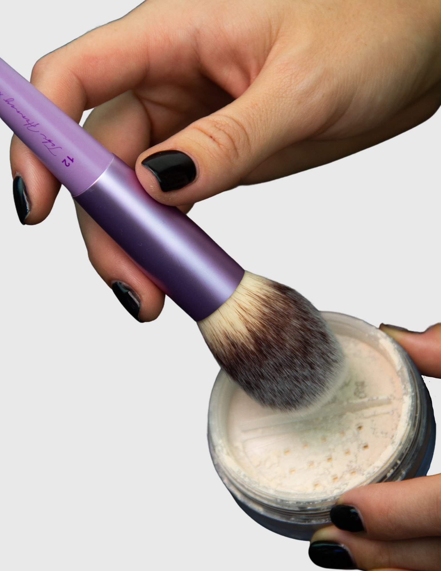 Bronzer Makeup Brush by Tobi Henney - #12 - Trademark Beauty