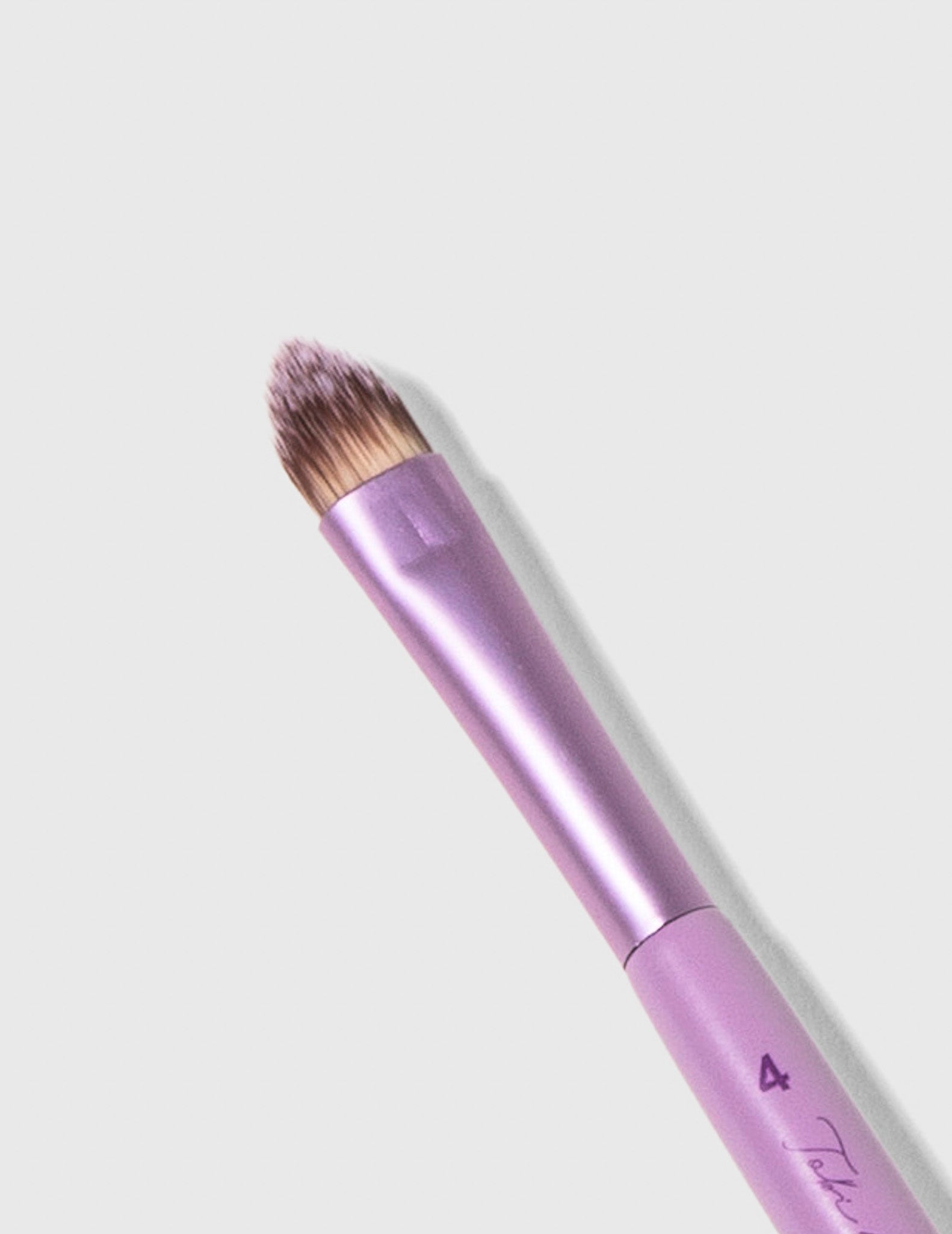 Eyeshadow Flat Makeup Brush - #4 - Trademark Beauty