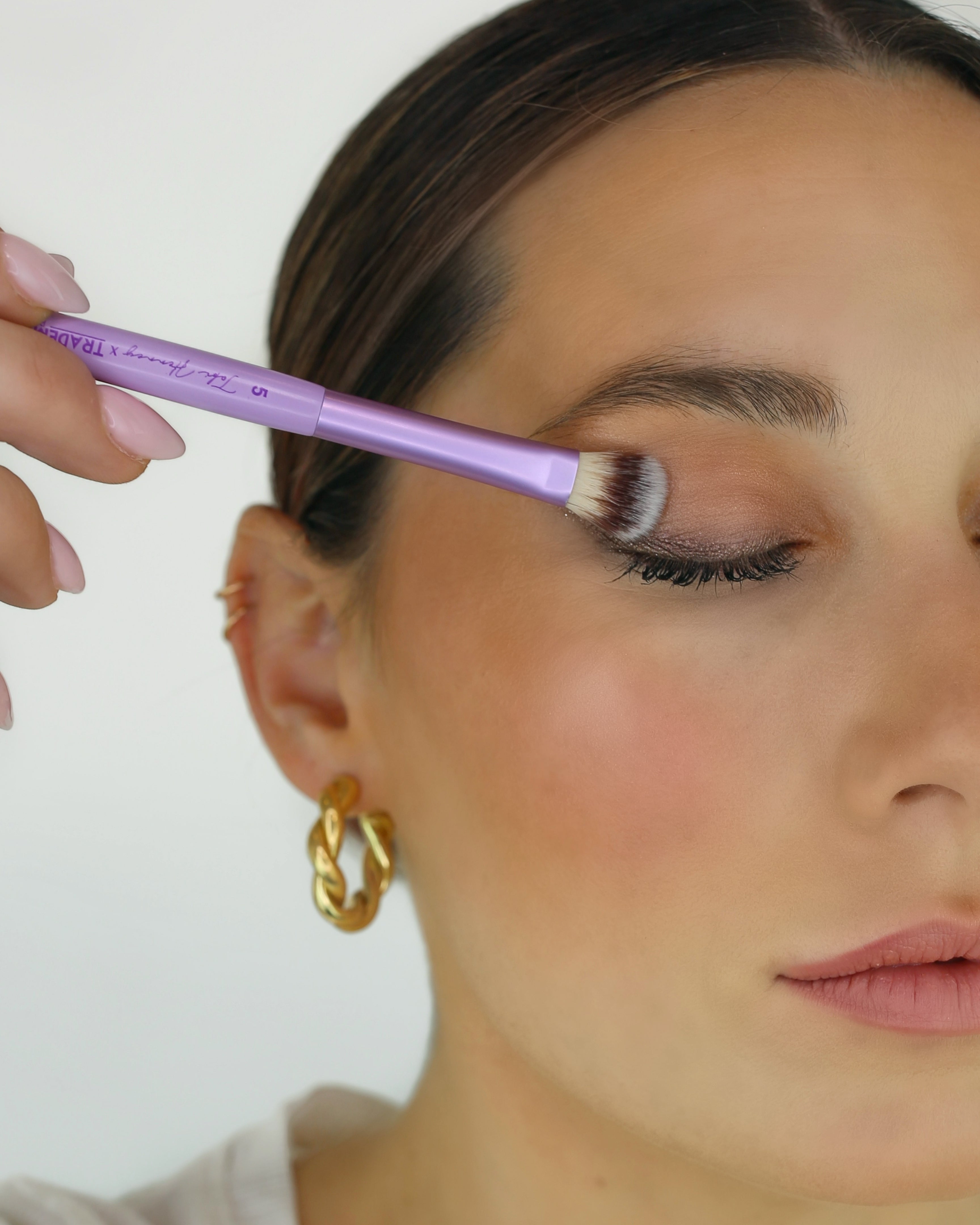 The Essentials Make-Up Brush Collection by Tobi Henney - Trademark Beauty