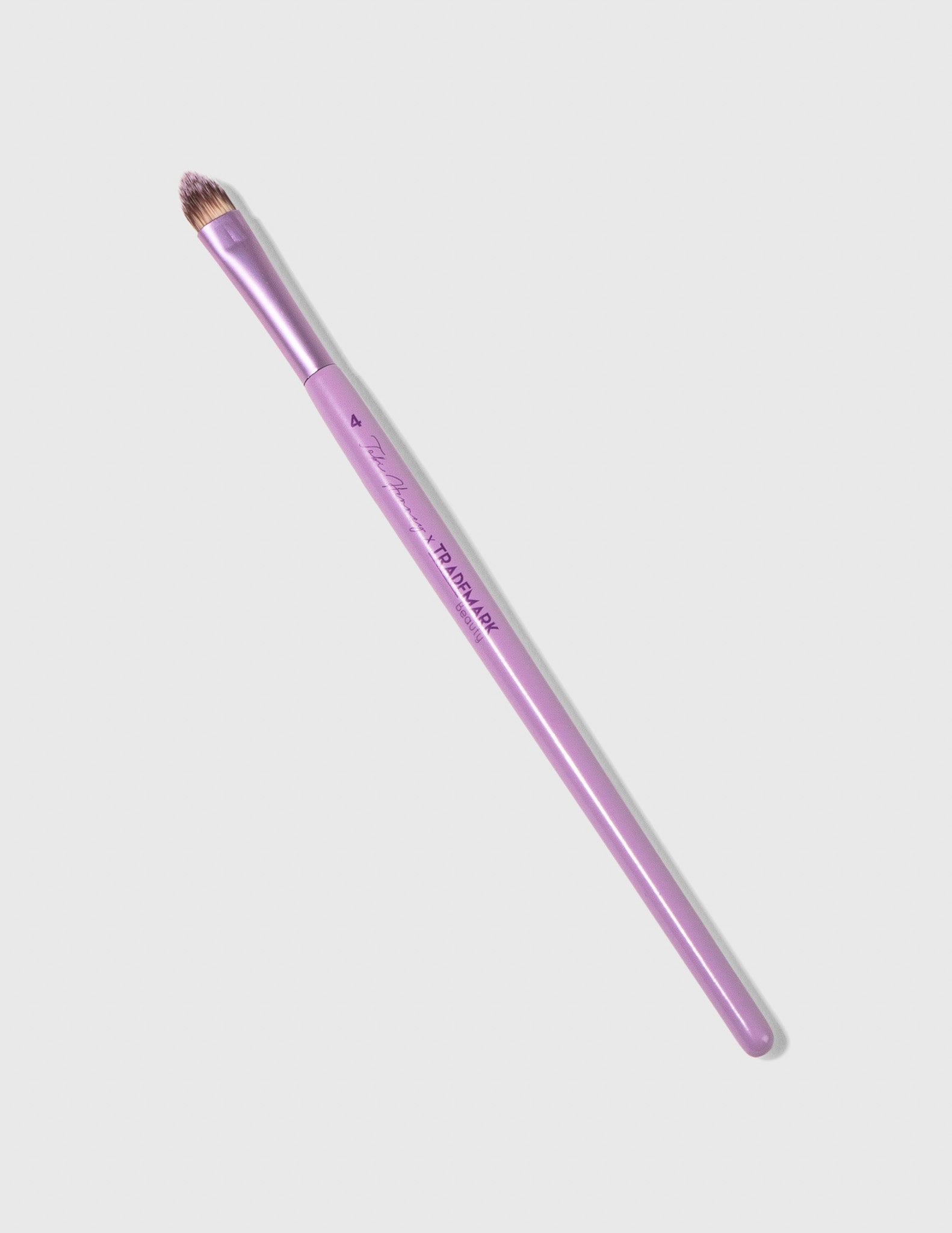 Eyeshadow Flat Makeup Brush - #4 - Trademark Beauty