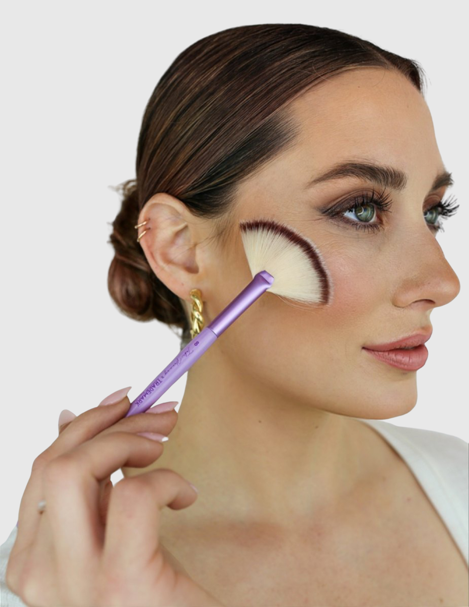Highlighter Makeup Brush - #8 - Trademark Beauty