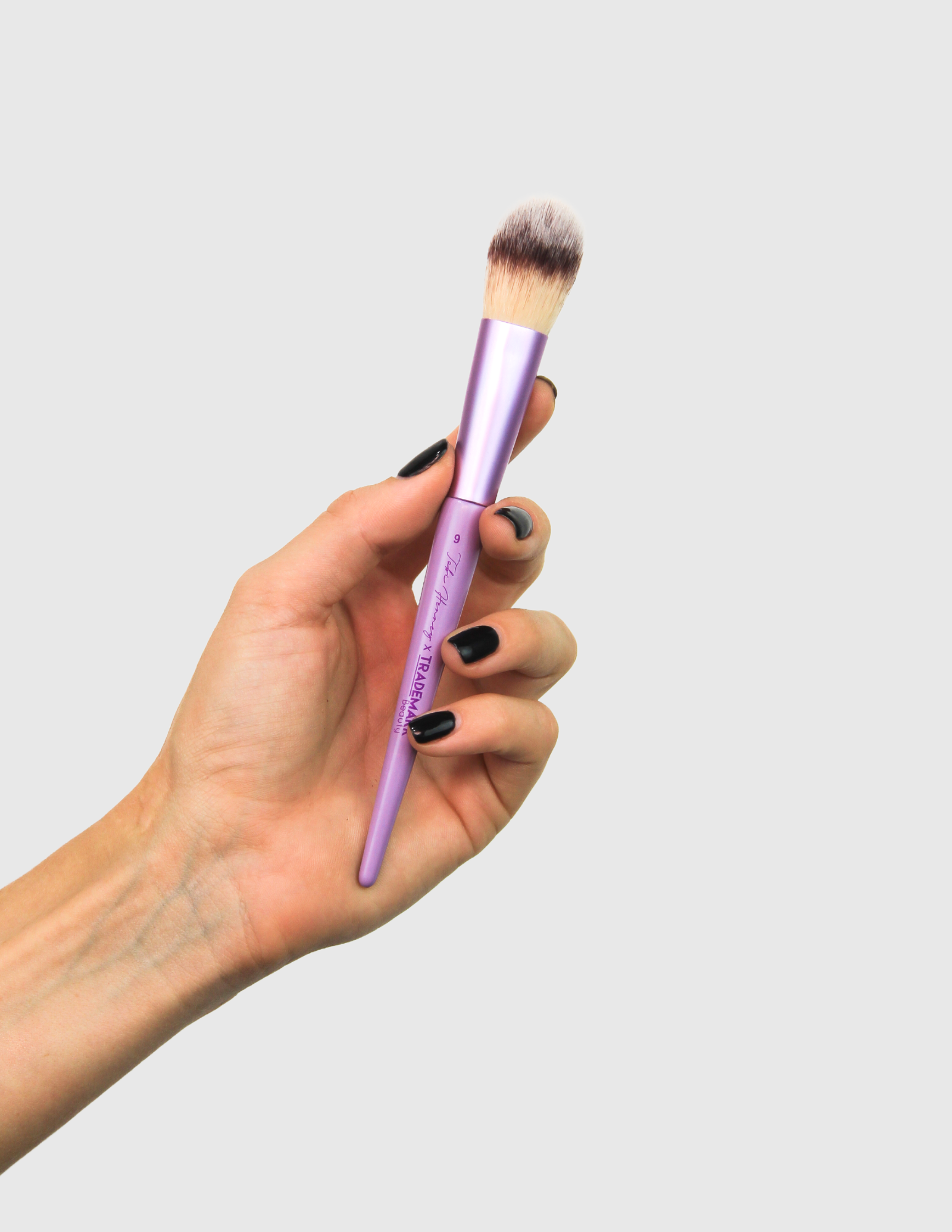 Blush Makeup Brush by Tobi Henney - #9 - Trademark Beauty